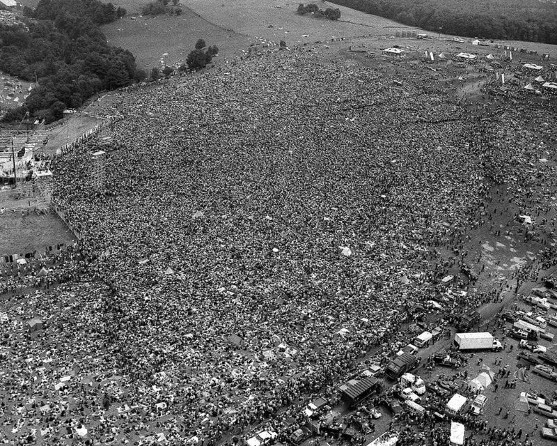 Cientos de miles de personas más asistieron a Woodstock de lo que se había anticipado inicialmente